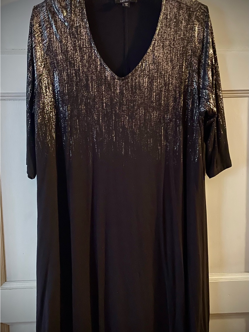 Karen Kane Black V-Neck Metallic Sheen Dress